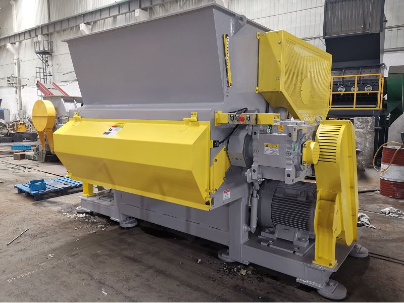 PET film shredder PET film shredder